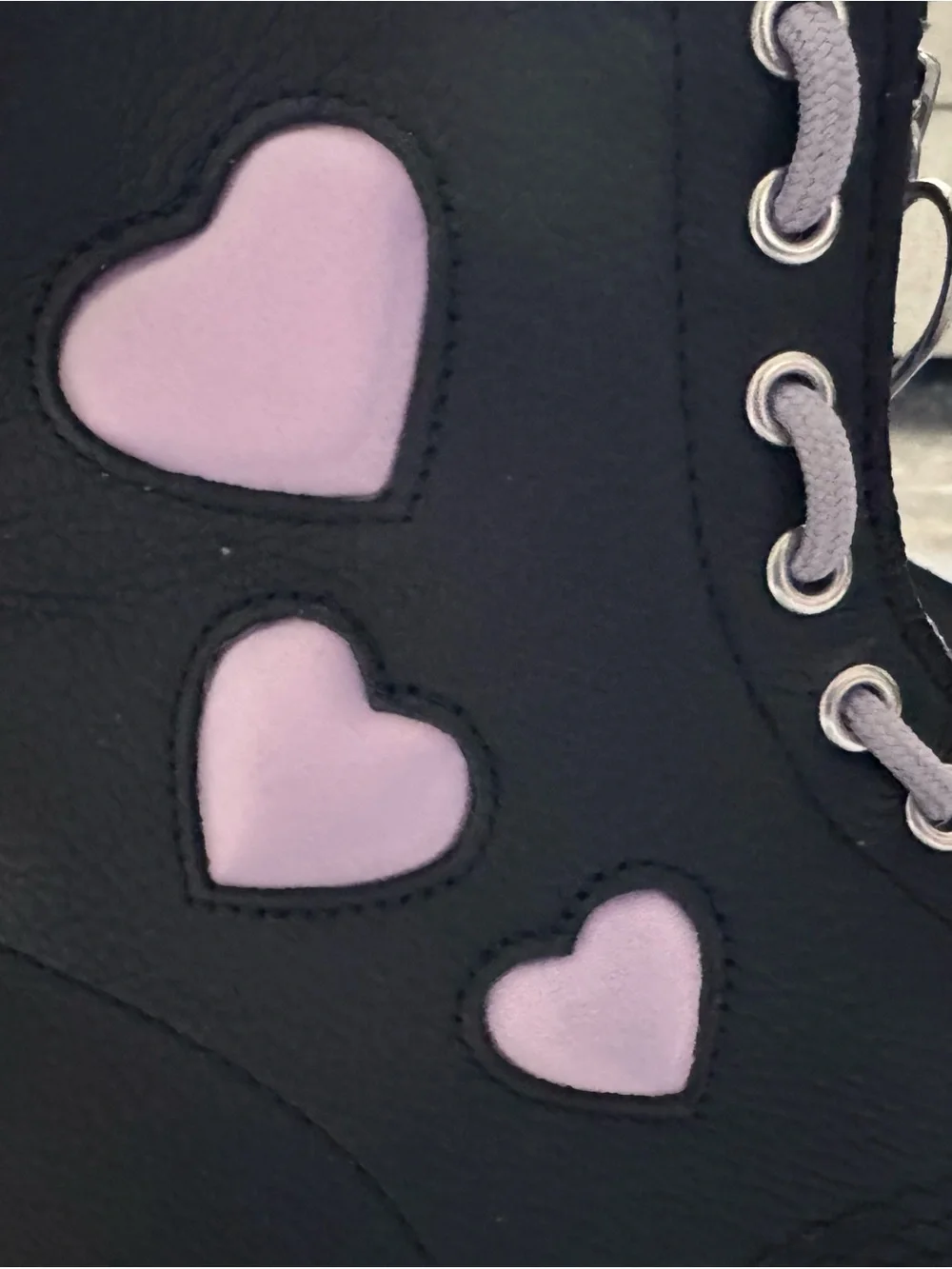 Dr. Martens limited edition, discontinued, lace, Up heart boots size 6
